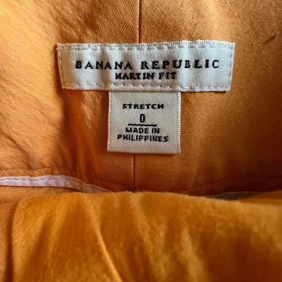 Peach orange Banana Republic shorts - Picture 2 of 3